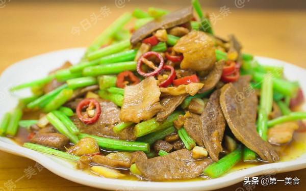 除夕年夜飯，這5道菜別忘端上桌，寓意&OpenCurlyDoubleQuote;納財&rdquo;，新年討個好彩頭