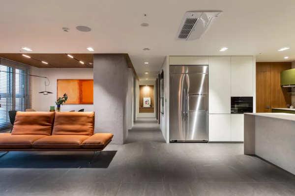 裝修不再“循規蹈矩”，減少傢俱數量，陽光房裡砌花壇過小資生活