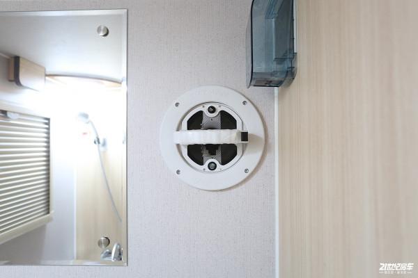 福特新全順底盤打造，不懼限高，自由出行！實拍卓美亞卓越X3房車