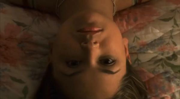 18年前的懸疑片真敢拍，比墳頭蹦迪更刺激