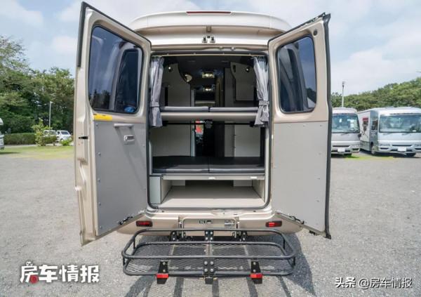 ​新款中巴房車，4.0T超強動力可睡6人，空間夠大適合全家一起遊玩