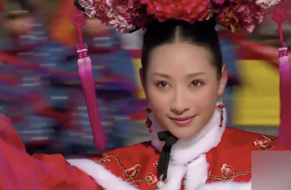 安陵容和雪容融撞舞姿，陶昕然高情商回應：還是雪容融更勝一籌