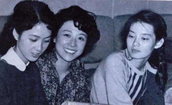 最“醜”星2代王驍：他憑什麼上位？