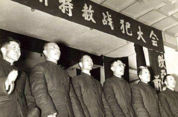 抗美援朝戰爭中，功德林7名戰犯做了什麼事，主席表揚了他們