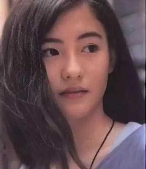 20張老照片:章子怡手拿可樂、王寶強在少林習武,時間再也回不去了