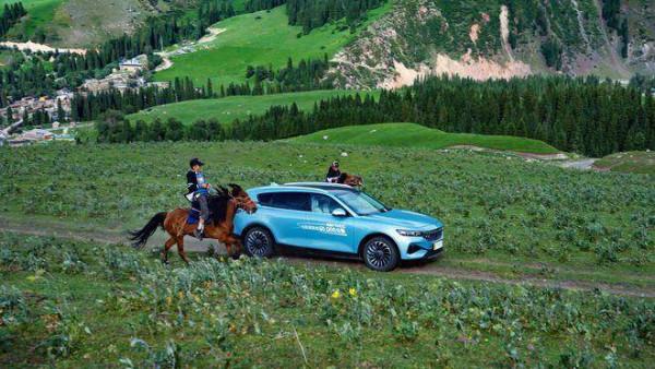 在新疆“為所欲為”的新能源車，嵐圖FREE能帶來哪些快樂？