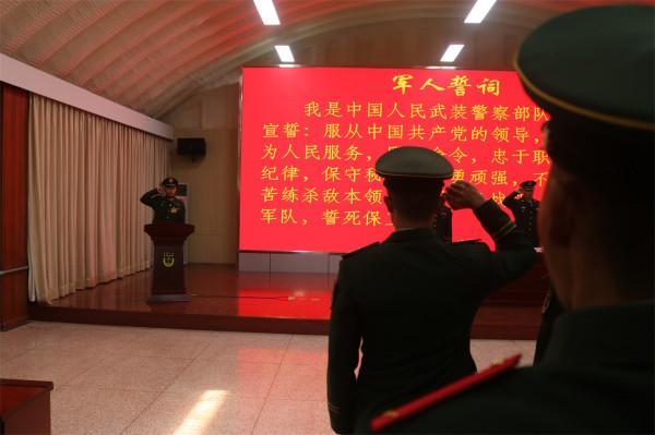 @新兵家長,“孩兒”已經長大 @新兵家長,“孩兒”已經長大