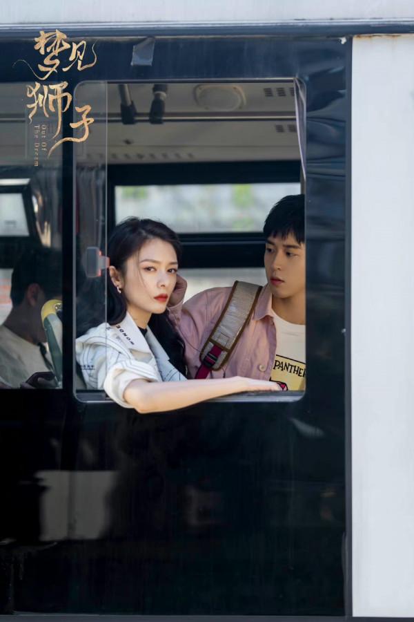 《夢見獅子》定檔10月28日，主演皆是新人，傅菁算資歷最深的？