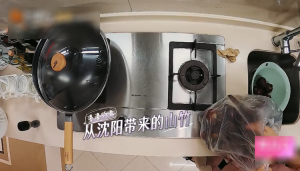 人前有粉絲寵愛,人後有婆婆疼愛,這6對明星婆媳,關係太好 人前有粉絲寵愛,人後有婆婆疼愛,這6對明星婆媳,關係太好