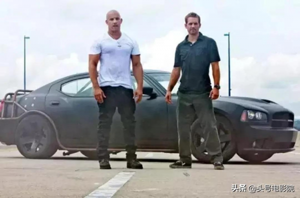 永遠的“速激”家族兄弟！保羅去世8年後，範迪塞爾送他女兒出嫁