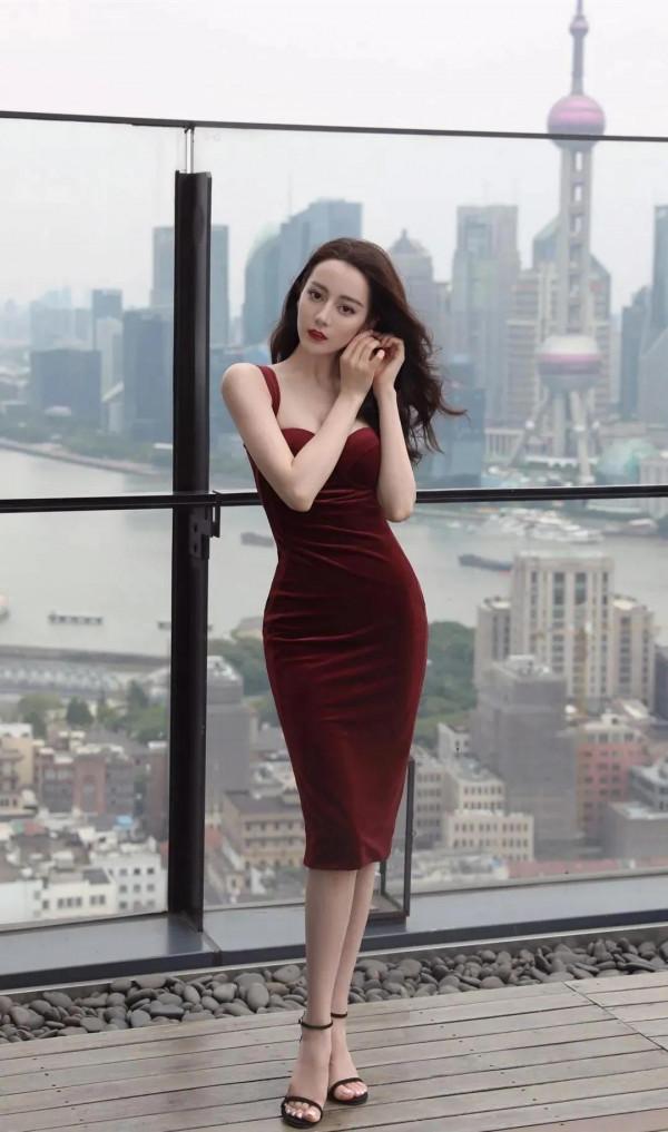 迪麗熱巴 天使般的容顏