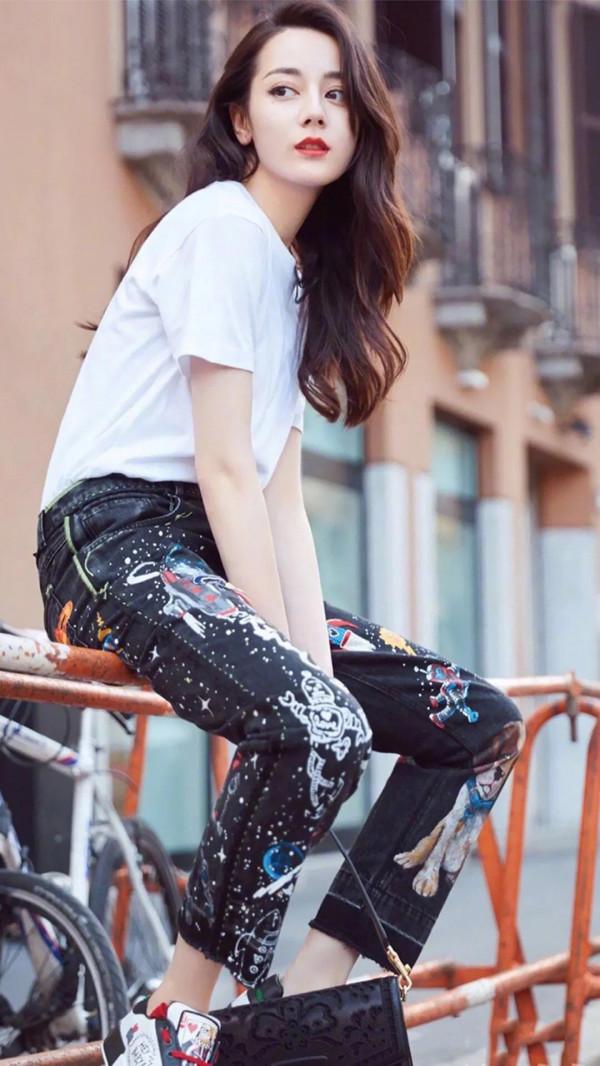 迪麗熱巴 天使般的容顏