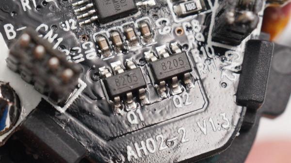 打孔擰螺絲二合一,附帶27個批頭,米家無刷智慧家用電鑽拆解 打孔擰螺絲二合一,附帶27個批頭,米家無刷智慧家用電鑽拆解