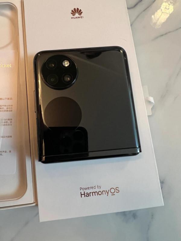 第一時間體驗華為P50pocket