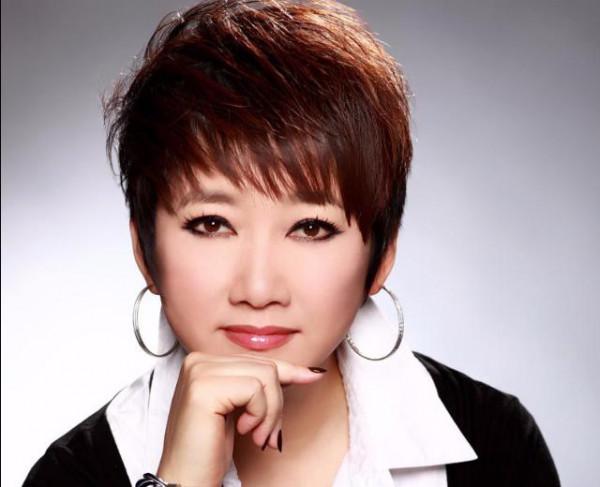 成方圓:二婚嫁大12歲王剛,兩段感情心灰意冷,61歲單身無兒無女 成方圓:二婚嫁大12歲王剛,兩段感情心灰意冷,61歲單身無兒無女