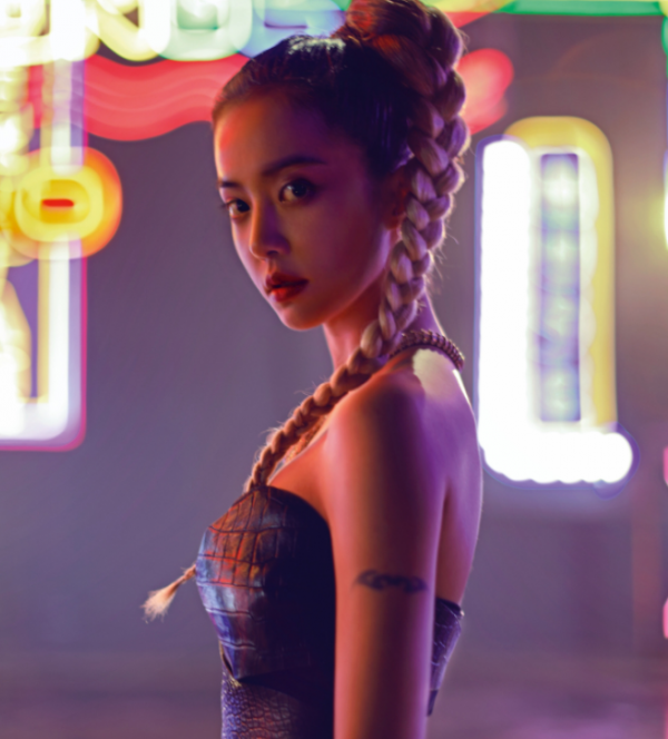 拔出蘿蔔帶出泥，KTV下架多位劣跡藝人歌曲，天后級歌手意外上榜