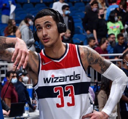 球鞋流言！莫蘭特簽名鞋將至，歐文終於穿8代了，鶯歌簽約李寧？