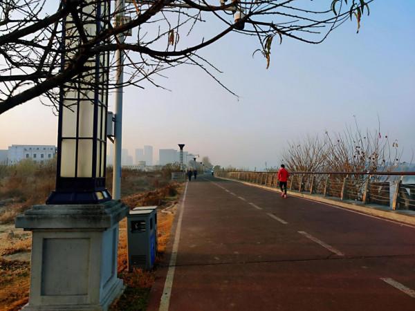 別人總是說我坐著跑,既難看又跑不快,要改嗎? 別人總是說我坐著跑,既難看又跑不快,要改嗎?