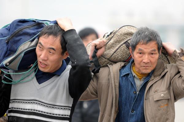 農民工長期在外漂泊，有沒有不放心家中的妻子？他們這樣說