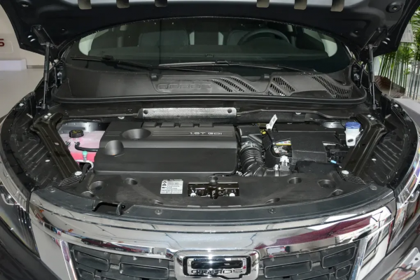 配備1&period;6T發動機，百公里油耗6&period;9L，2021款觀致5實力怎麼樣？