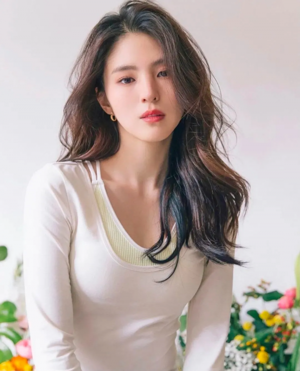 鐵打的宋慧喬，流水的年下男