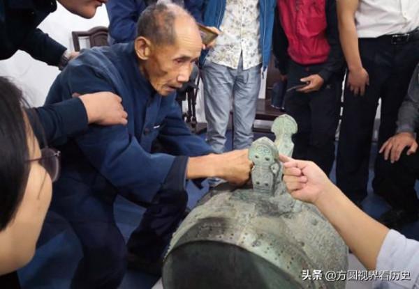 下地幹活挖到商代銅鼓,無私上交,獎勵豐厚 下地幹活挖到商代銅鼓,無私上交,獎勵豐厚