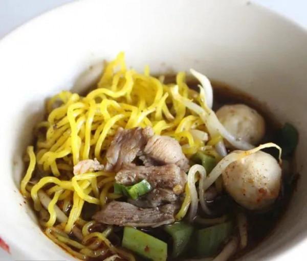 去泰國,一定不要錯過最美味的大城府船麵條 去泰國,一定不要錯過最美味的大城府船麵條