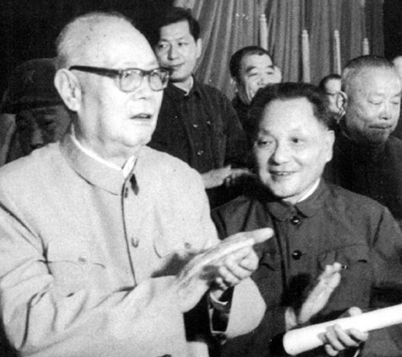 從黃埔軍校走出四位元帥，一位23歲當了軍長，一位是方面軍總指揮