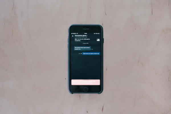 孤獨十級，無人傾訴：莫斯科年輕人選擇為自己租個朋友