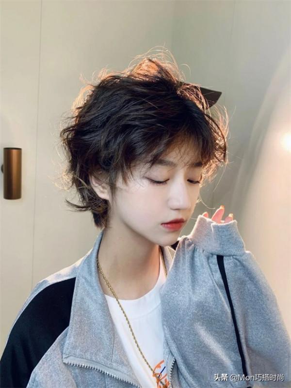 又到了燙頭髮的季節，什麼臉型燙什麼髮型，選對了“整容級”好看