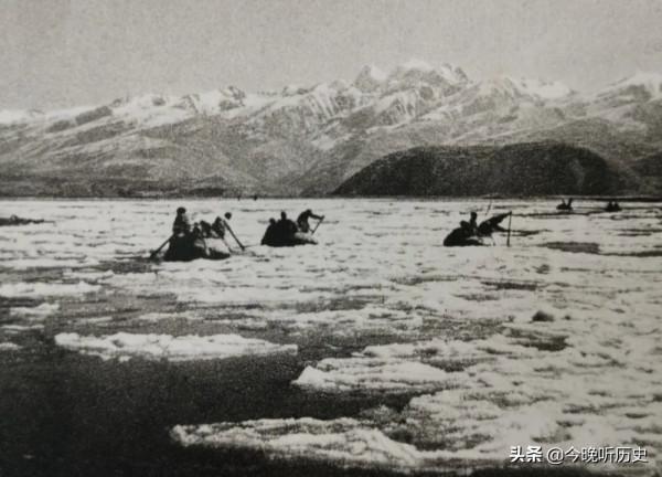 我轟炸機鎖定江面牛皮船,彈倉門已開啟,指揮部卻急令:取消轟炸 我轟炸機鎖定江面牛皮船,彈倉門已開啟,指揮部卻急令:取消轟炸