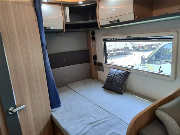 戴德雲遊依維柯房車，不到四十萬的大品牌房車