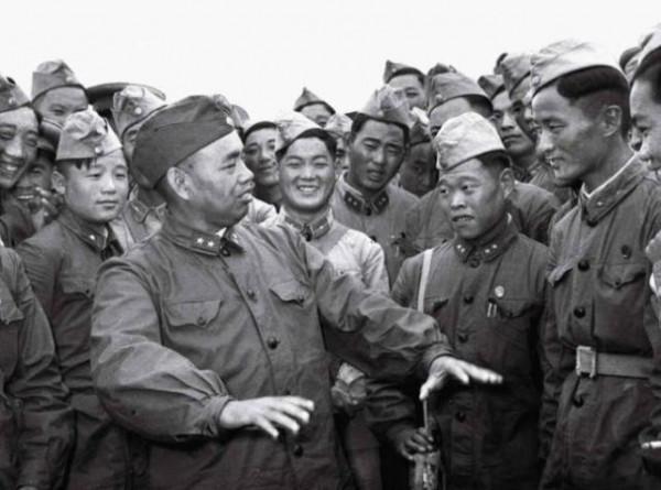 勇猛不輸許世友的紅軍軍長，年僅28歲犧牲，若不死起碼上將