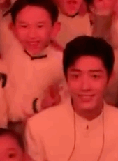 肖戰空降31集評論區了，快去找他聊天呀，越多越好