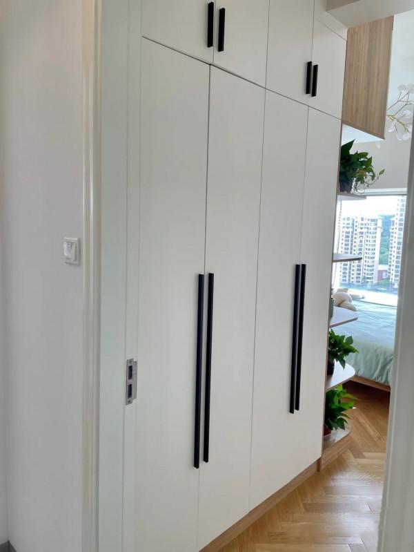 她家82平米,全屋不弔頂,簡潔又大方,背景牆只刷乳膠漆,真明智 她家82平米,全屋不弔頂,簡潔又大方,背景牆只刷乳膠漆,真明智