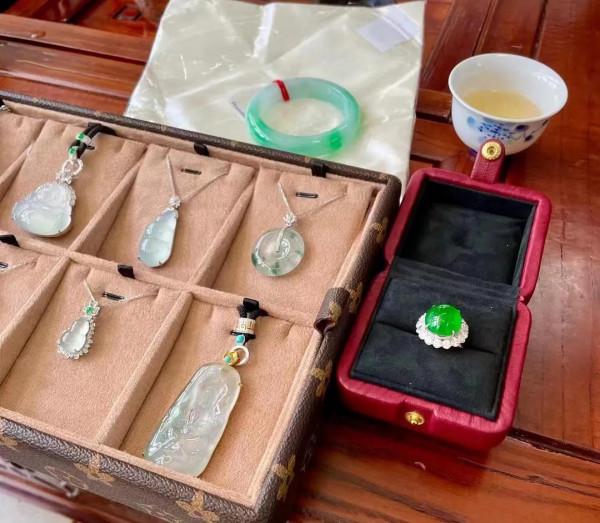 觀音、佛公為何是玉雕中的常客