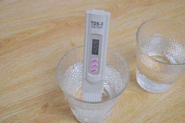 別買瓶裝水了，貴！一天3毛錢的魔凡RO反滲透即熱淨水機，真香