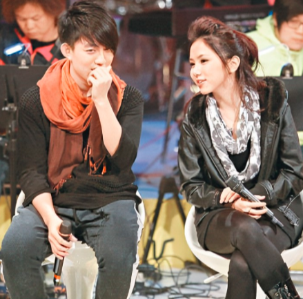 鄧紫棋分手上熱搜，本人回應：別吃瓜了，多關注新作品