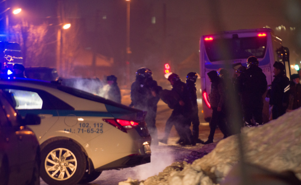 亂了？哈薩克全境進入緊急狀態 8名軍警死亡