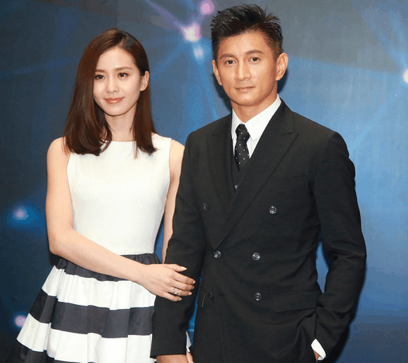 娛樂圈10對老夫少妻的組合，各有各的故事