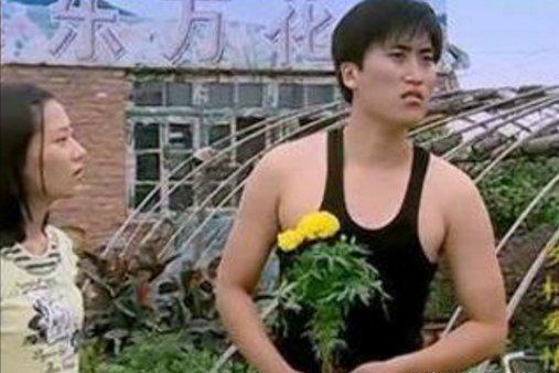 用金條當盆栽，投資過吳京的電影，趙本山的徒弟吳雲飛到底多有錢