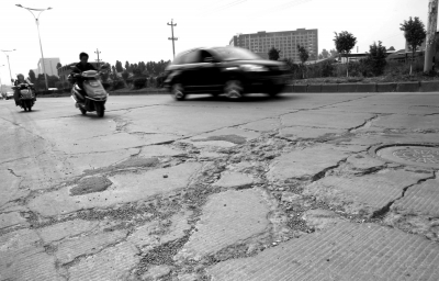 中國馬路每年修補,日本馬路卻不用,為何? 中國馬路每年修補,日本馬路卻不用,為何?