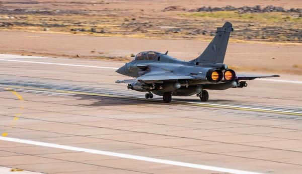 美英兩國聯手,截胡法國700億美元大單 美英兩國聯手,截胡法國700億美元大單