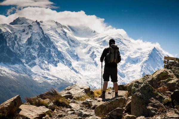 揹包客徒步時，如何預防和處理腳上的水泡