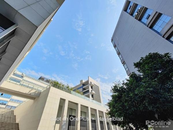 搭載驍龍8Gen1和強大攝像頭,這兩款手機你愛了嗎 搭載驍龍8Gen1和強大攝像頭,這兩款手機你愛了嗎