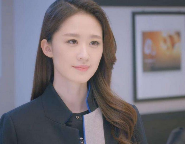 衝著陳坤辛芷蕾看的《輸贏》，萬萬沒料到，竟被女配圈粉了