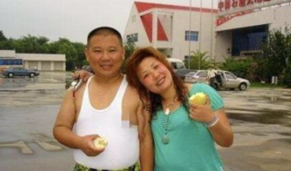 王惠：熬過窮和苦，28歲才嫁給郭德綱，沒她，德雲社走不到今天