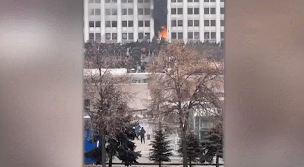 哈薩克全境網際網路通訊中斷 電話通訊大面積被切斷