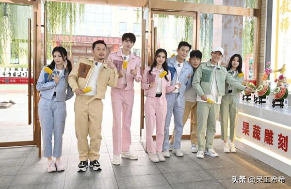 網傳2022年地方臺跨年晚會名單，湖南臺受期待，北京臺陣容強大