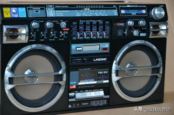 美國 Lasonic 80年代推出的復古行動式雙盒式錄音機、收音機TRC-931 美國 Lasonic 80年代推出的復古行動式雙盒式錄音機、收音機TRC-931